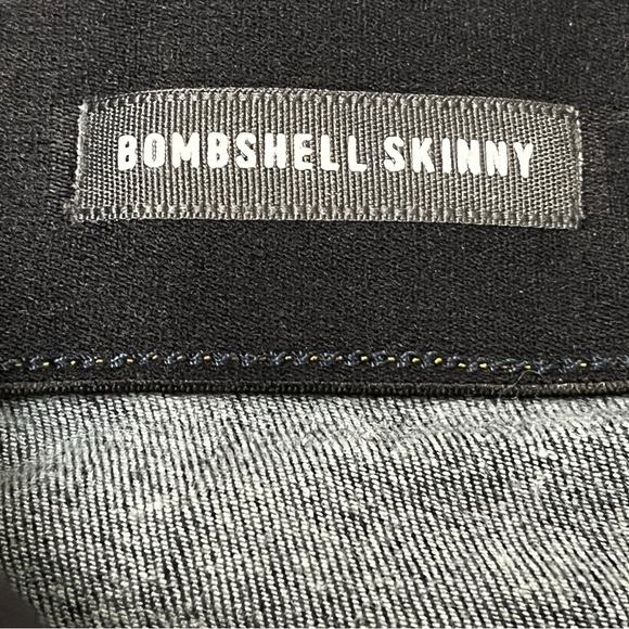 Torrid Bombshell Skinny Dark Wash Jeans Size 16R - Picture 7 of 9